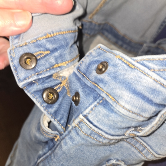 SO Distressed Jeans Overalls Shorts Girls size 16 - Picture 6 of 8